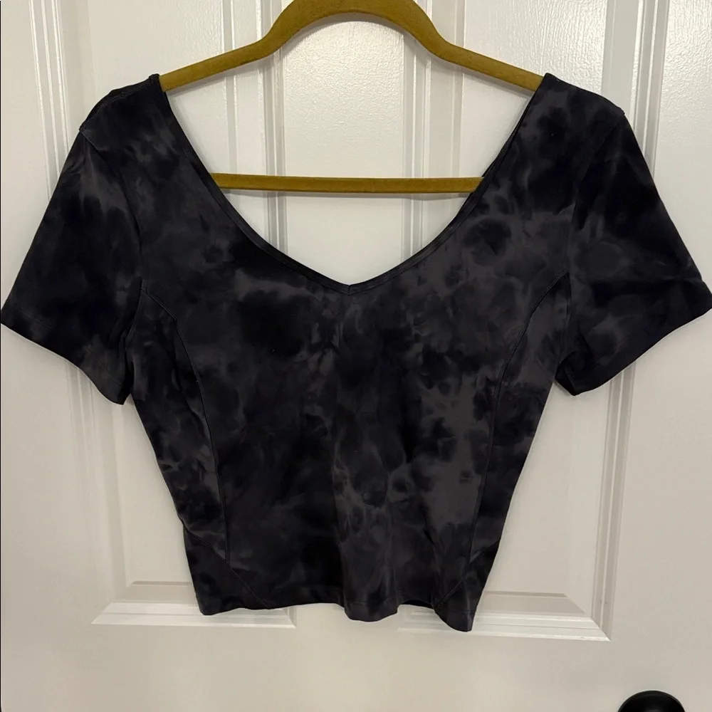 lululemon Align Short Sleeved Black and Gray Shirt - Size 8 - Picture 7 of 7
